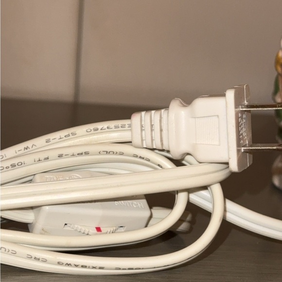 YANKEE CANDLE Christmas Gingerbread House Fragrance Wax Warmer HomeAccent Decor - Picture 7 of 8